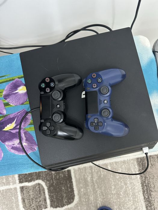 Plastation 4 pro 1TB