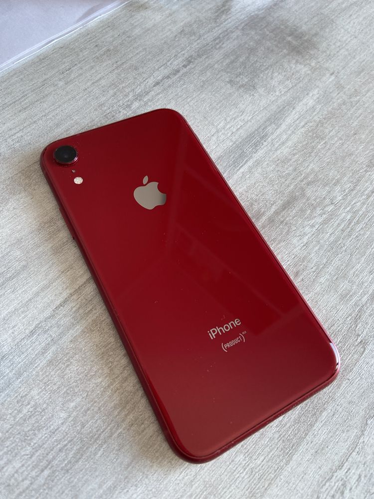 ПРОДАМ Apple IPhone XR 10