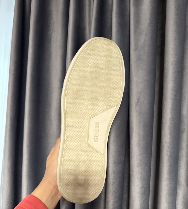 Adidasi Barbati Guess Marimea 42