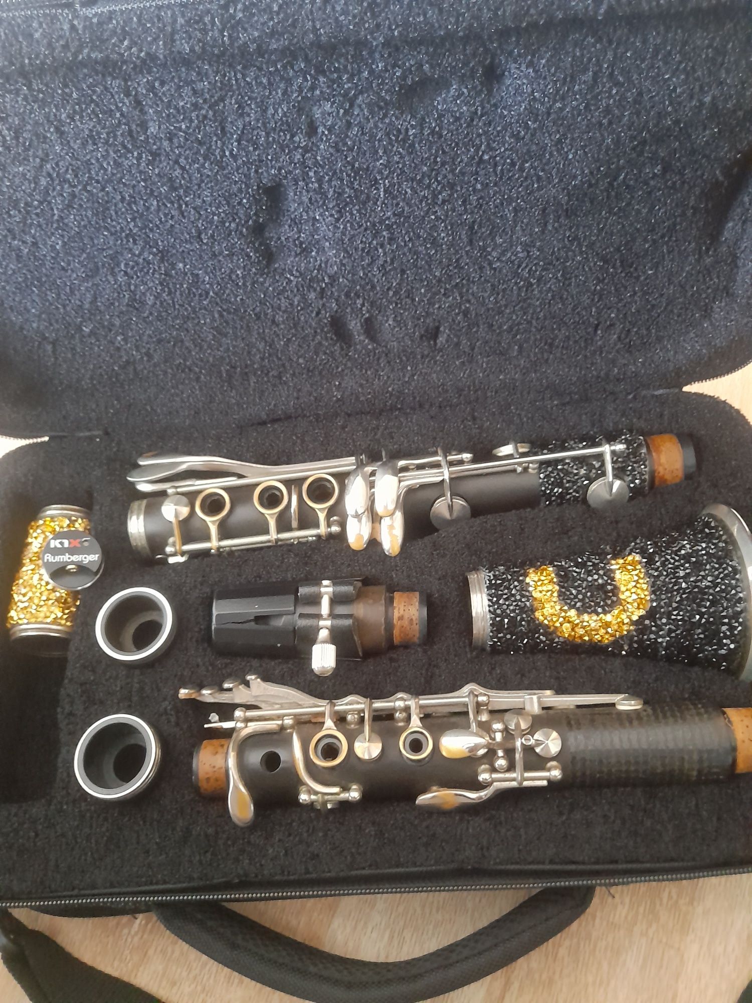 Vând Clarinet Buffet Crampon E11 Sib