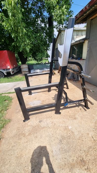 Squat Rack Nautilus !!!