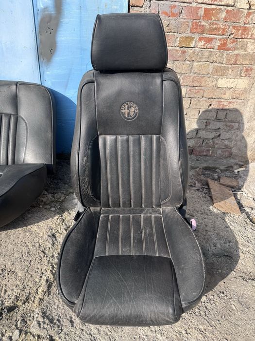 Кожен салон Алфа Ромео 156