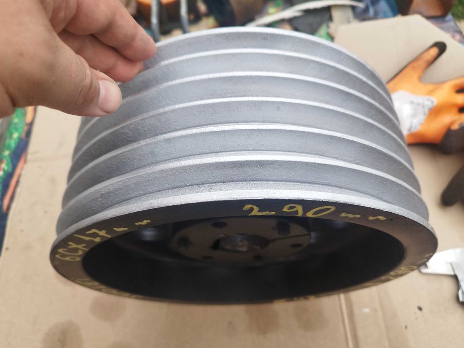 Fulie cu 6 curele de 17 diametrul 290 mm