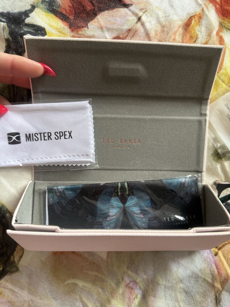 Рамка за Oчила Ted Baker
