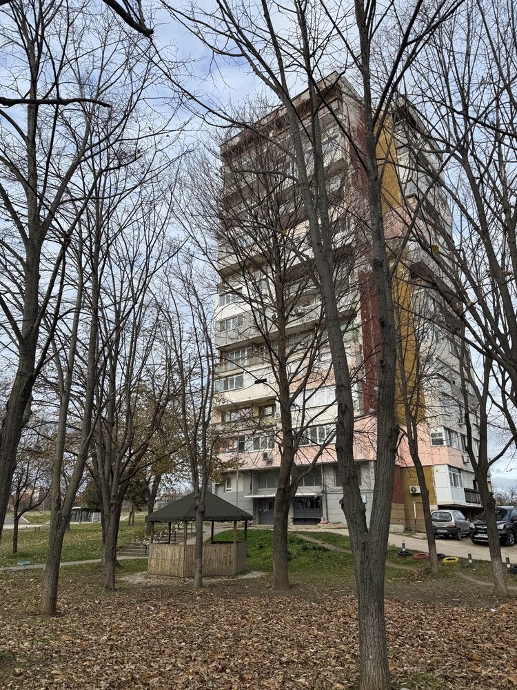 Тристаен апартамент в Добрич, Ж.К Дружба 1