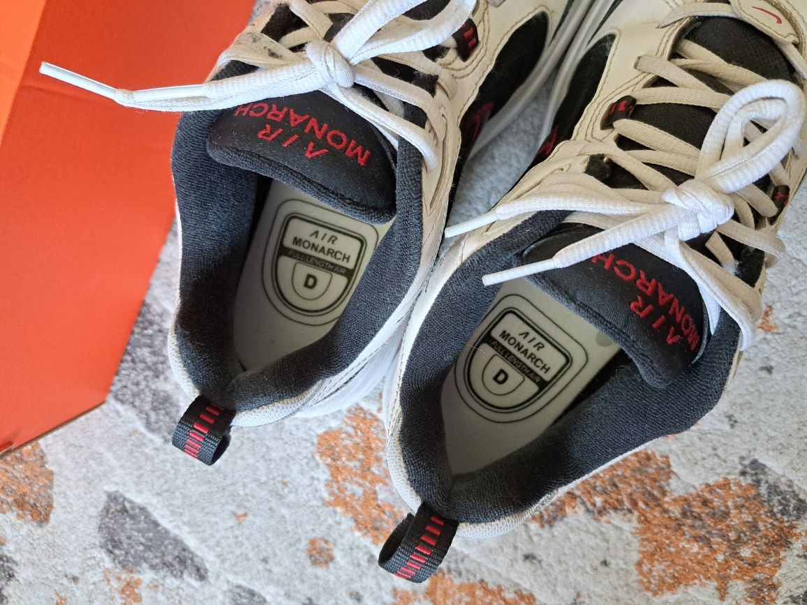 Nike Air Monarch спортни обувки, 43 номер