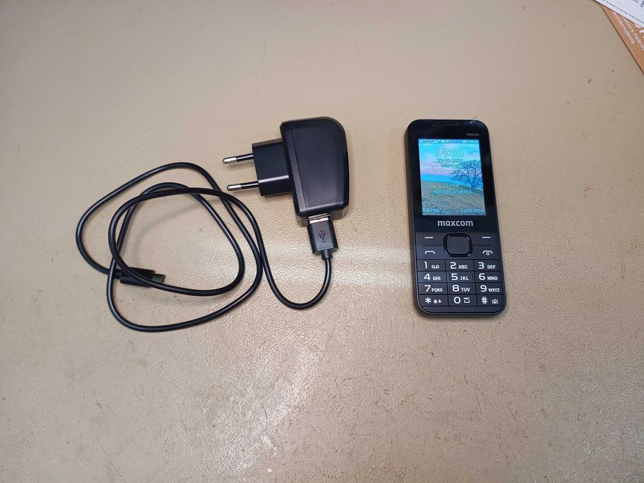 Telefon cu butoane Maxcom MM248 nou