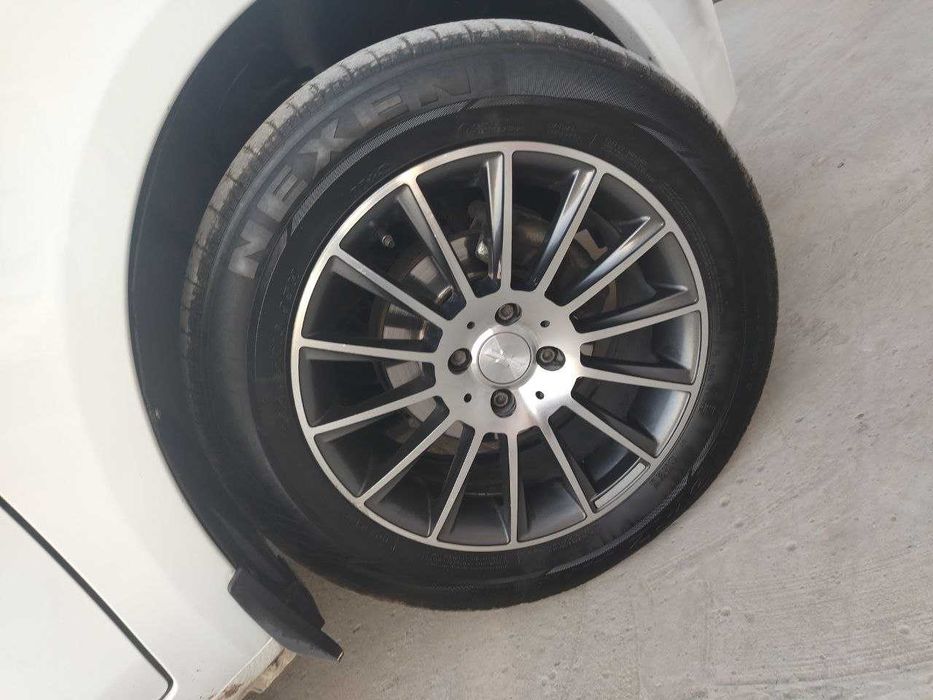 Juda arzon lada vesta  moshina lada vesta