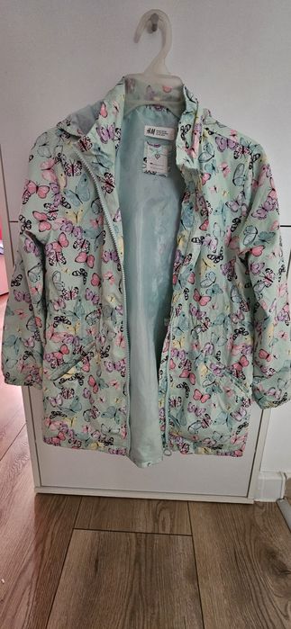 Geaca vânt pt fetite 9-10 ani