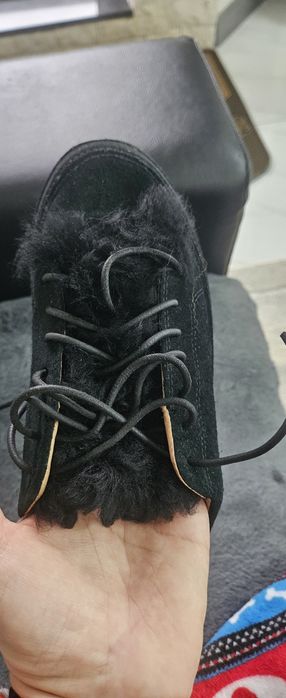 pantofi UGG PIELE