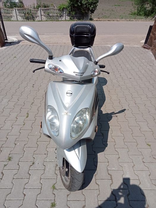 Vand scuter 125cc