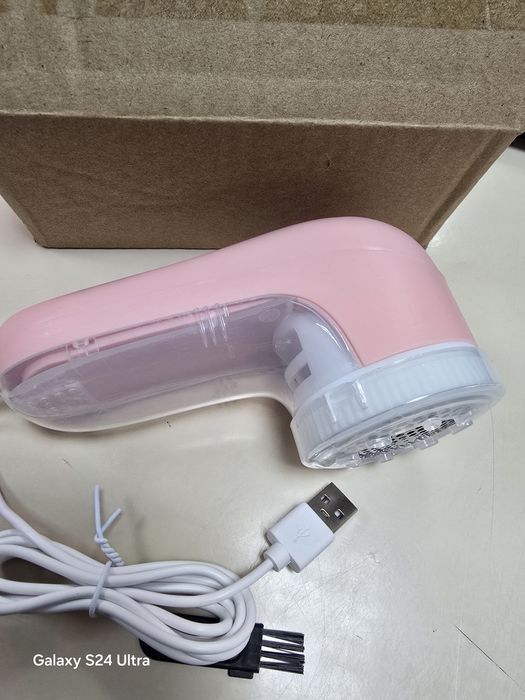 Машинка за премахване на мъх от дрехи