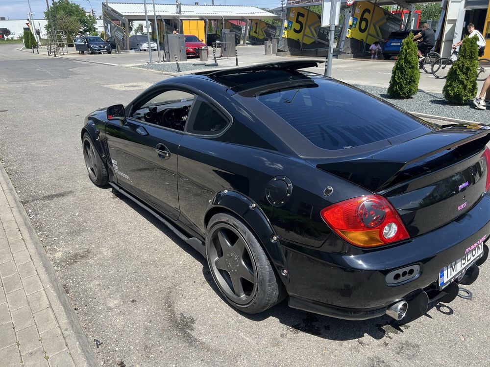 Hyundai coupe 2.0 turbo-300hp WIDEBODY