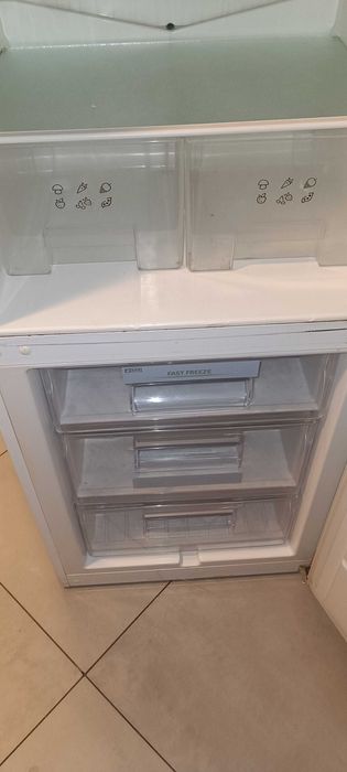 Combina frigorifica Zanussi