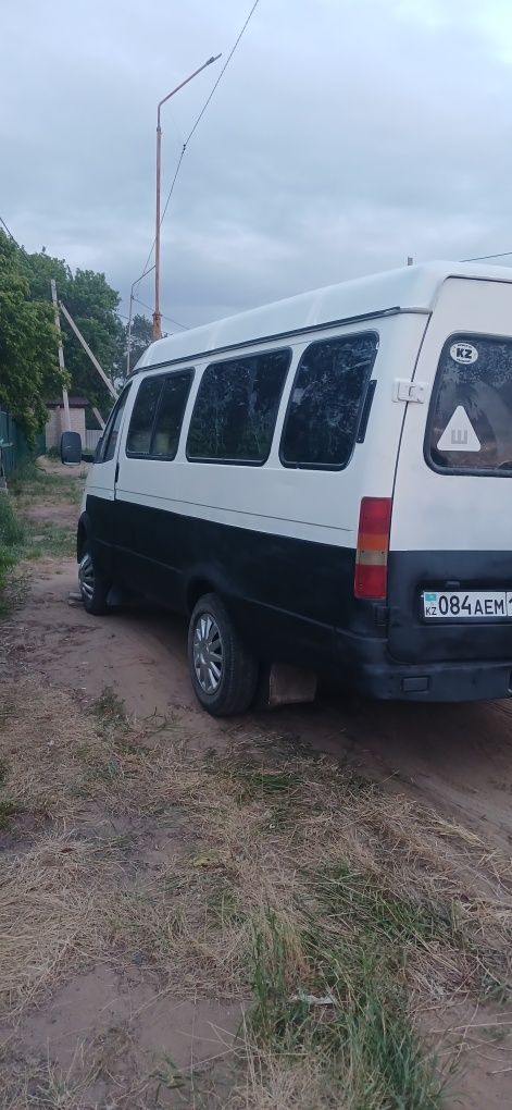 Продам пасажирскую газель