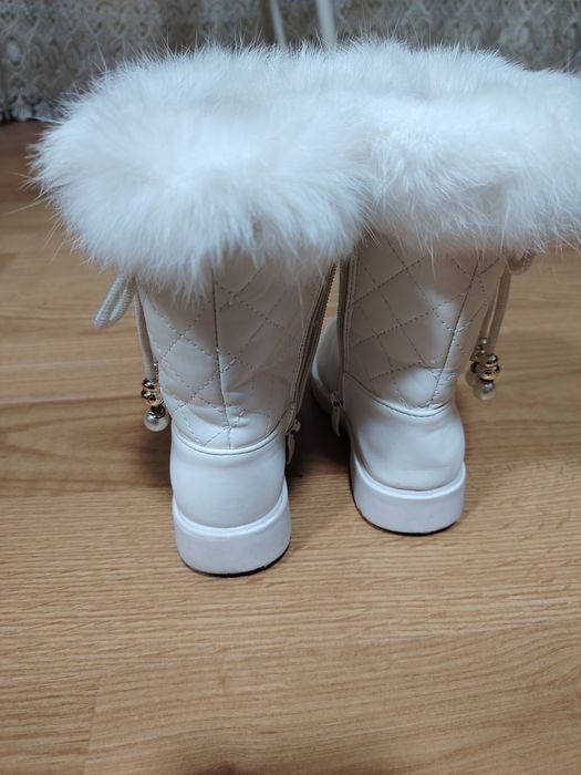 Cizmulițele  albe fetiță  nr27