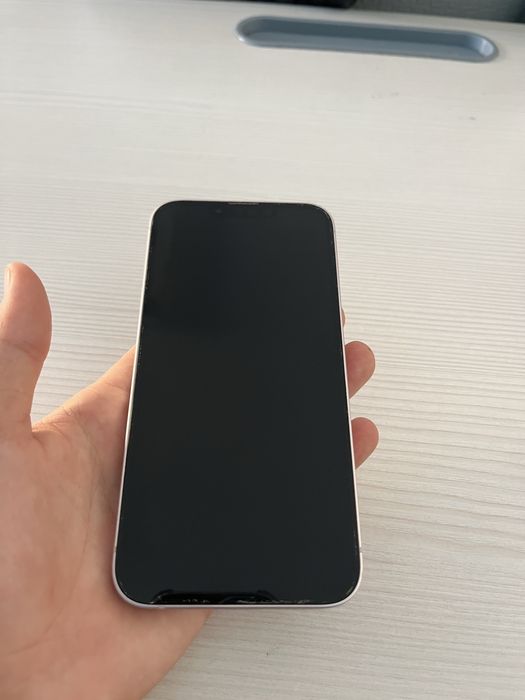 Продается Iphone 13