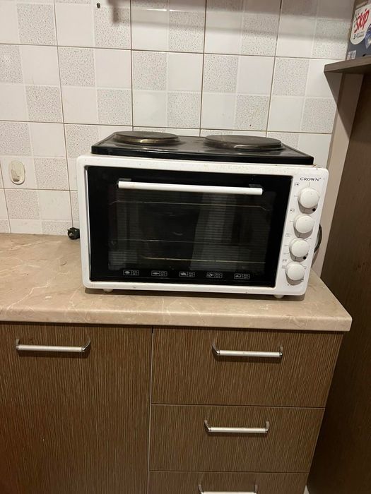 Фурна с два котлона  crown