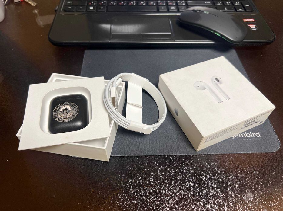 Продаю Airdots в хорошем состоянии