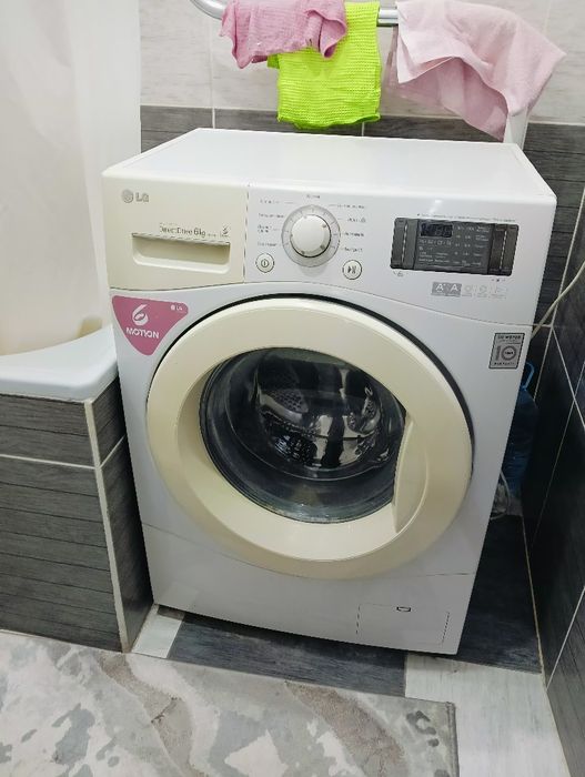Продам стиральную машинку