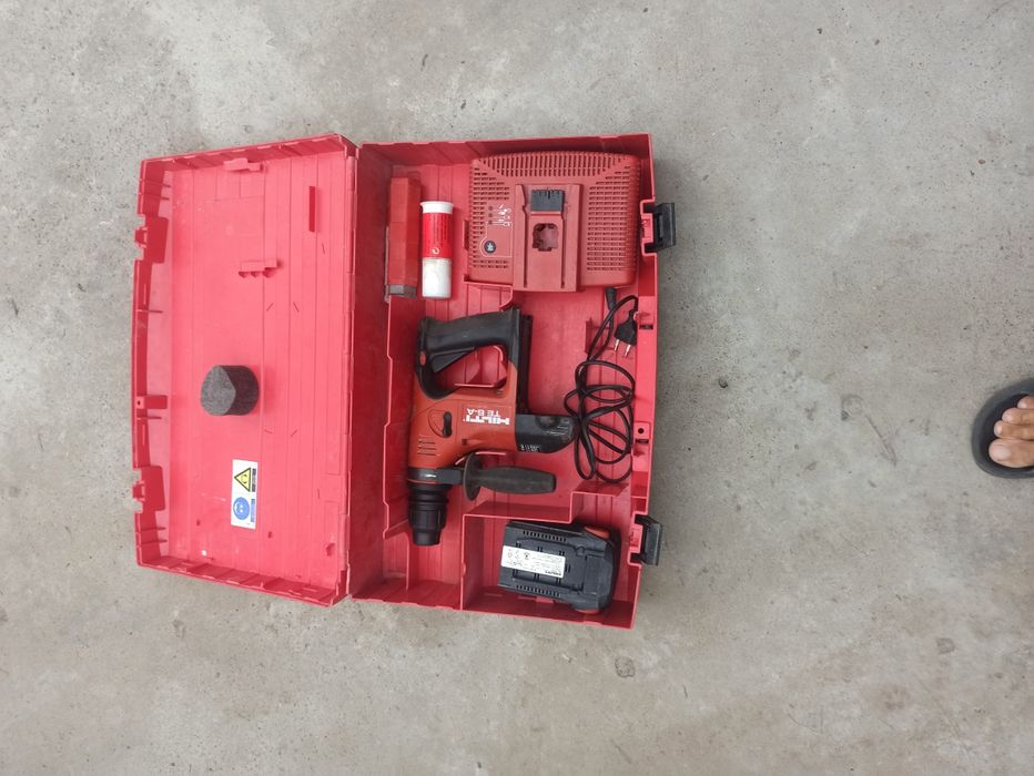 Vind rotopercutor si demolator