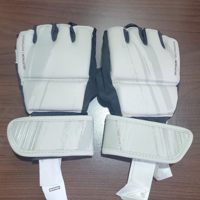 Mitene/Manusi Cardio Boxing 100 Outshock – Mărimea S  – NOI