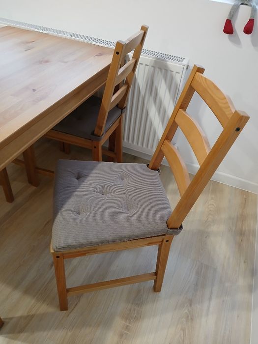 Masa bucătărie + 4 scaune