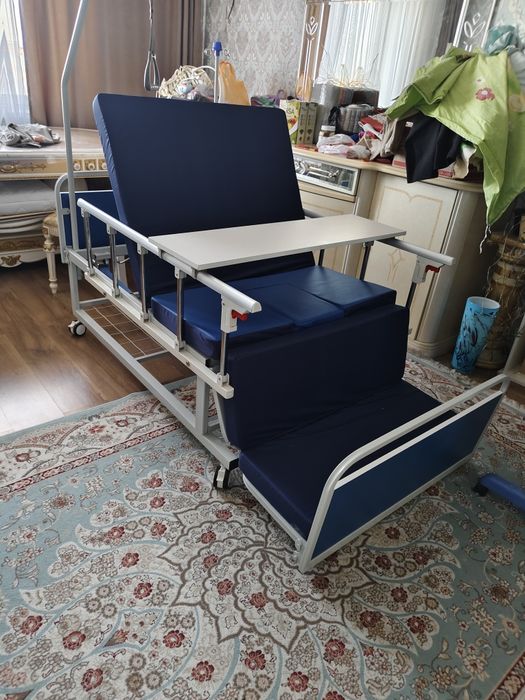 Многофункциональная медицинская кровать