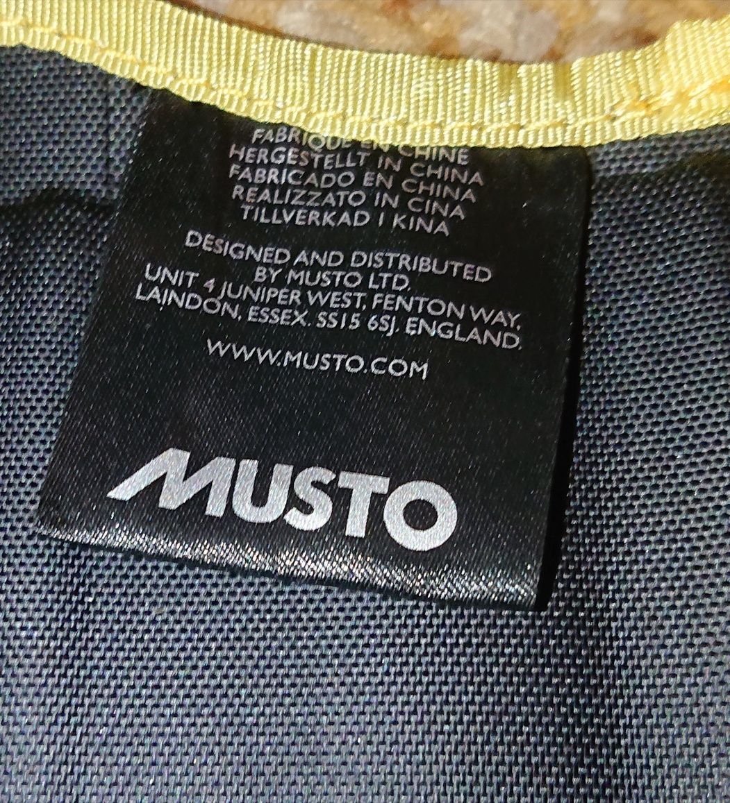 Водоустойчив калъф за таблет Musto