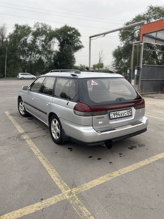Subaru legacy 1997год