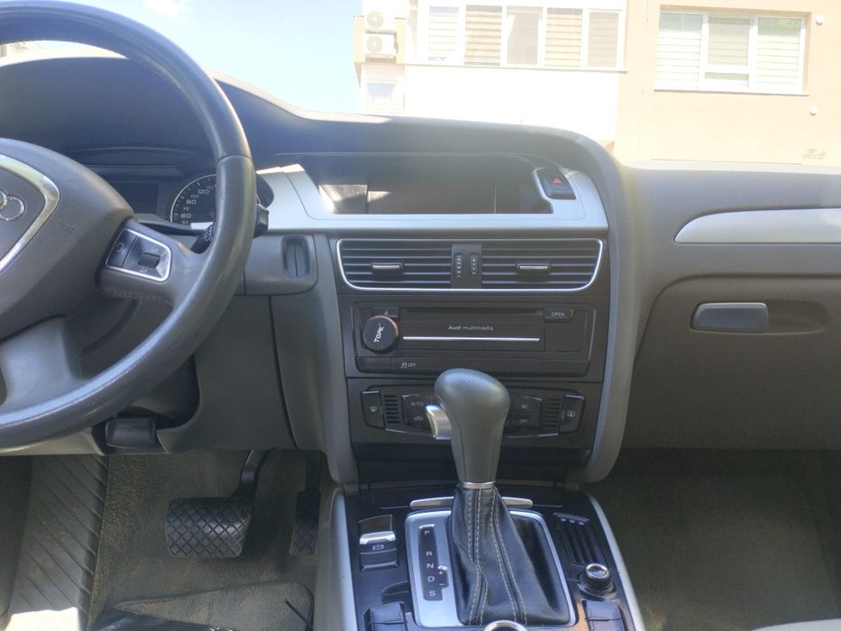 Audi A4 automat 2011