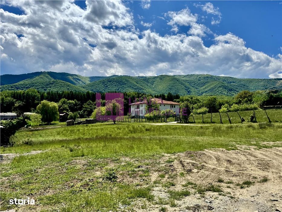 Teren 1022 mp de vanzare in Tocile | intravilan | cu certificat urbani