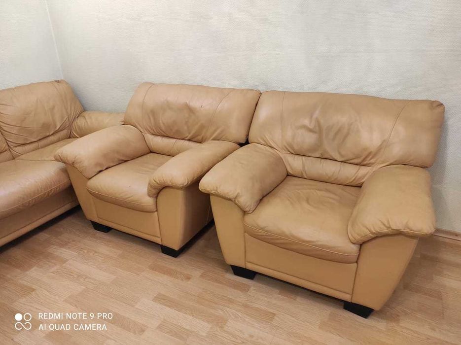 Продам диван в отличном состоянии