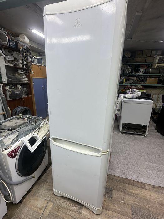 Холодильник индесит