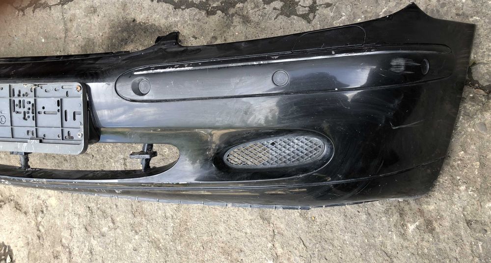 Предна броня от Мерцедес-бенц с320 в220 Mercedes-benz s320 w220 2001