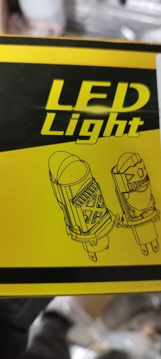 Би лэд лампы Н4 новые , яркие , граница четкая.