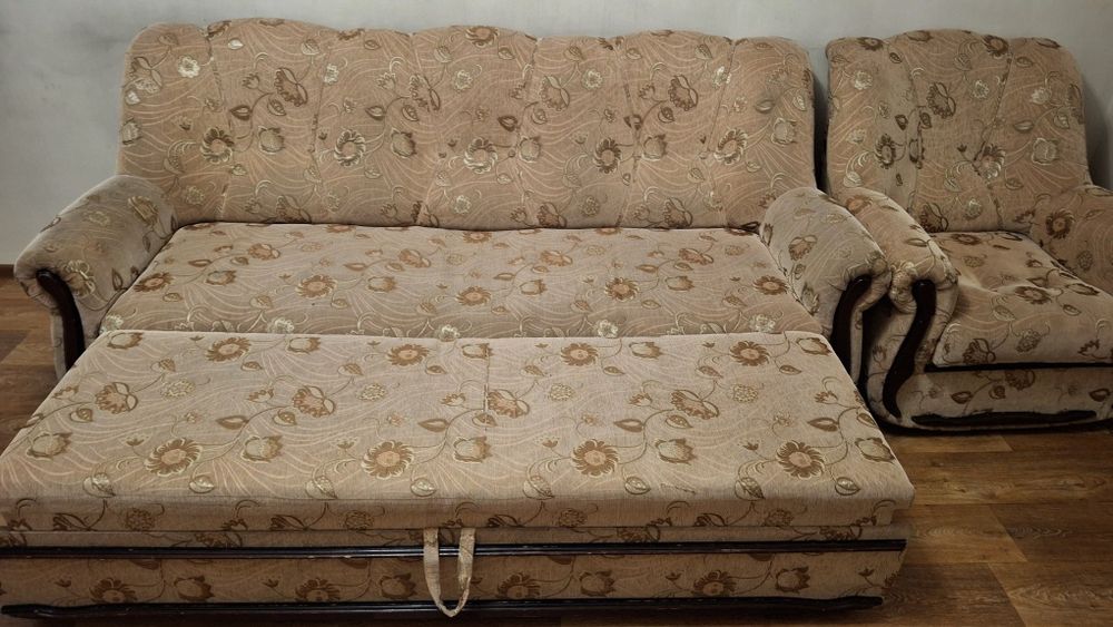 Продам диван и шкафы