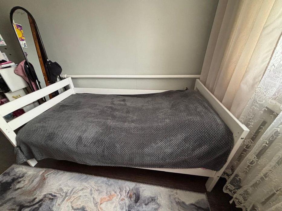 Продам кровать подростковую