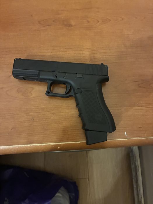 Glock 17 airsoft