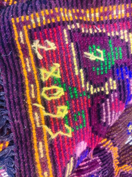 Продавам нови китеници