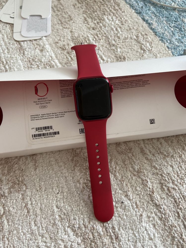 продам часы apple watch 7 серия 41 диаметр