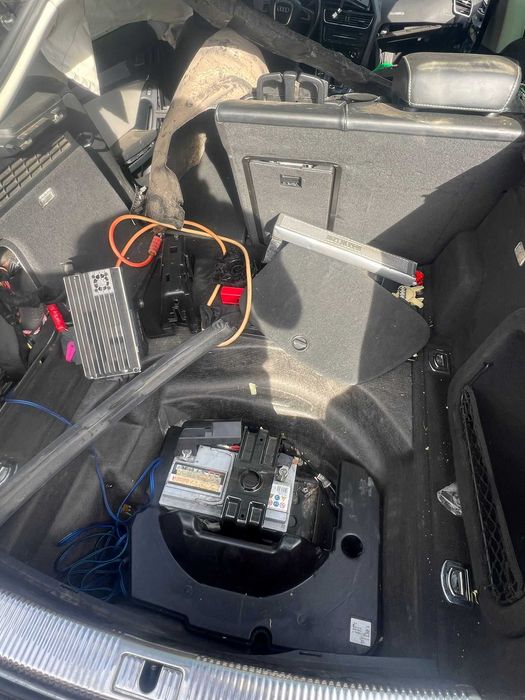 Motor 3.0d 240 CP E5 cod CCW Audi A5 Quattro 2010 avariat pentru piese