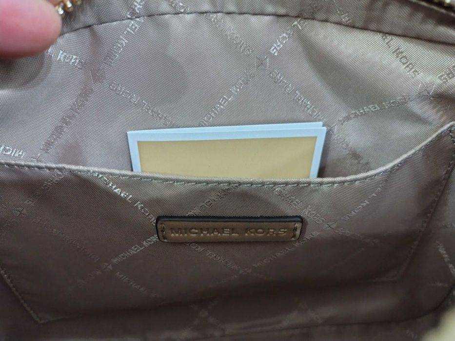 Michael Kors чанта кожа