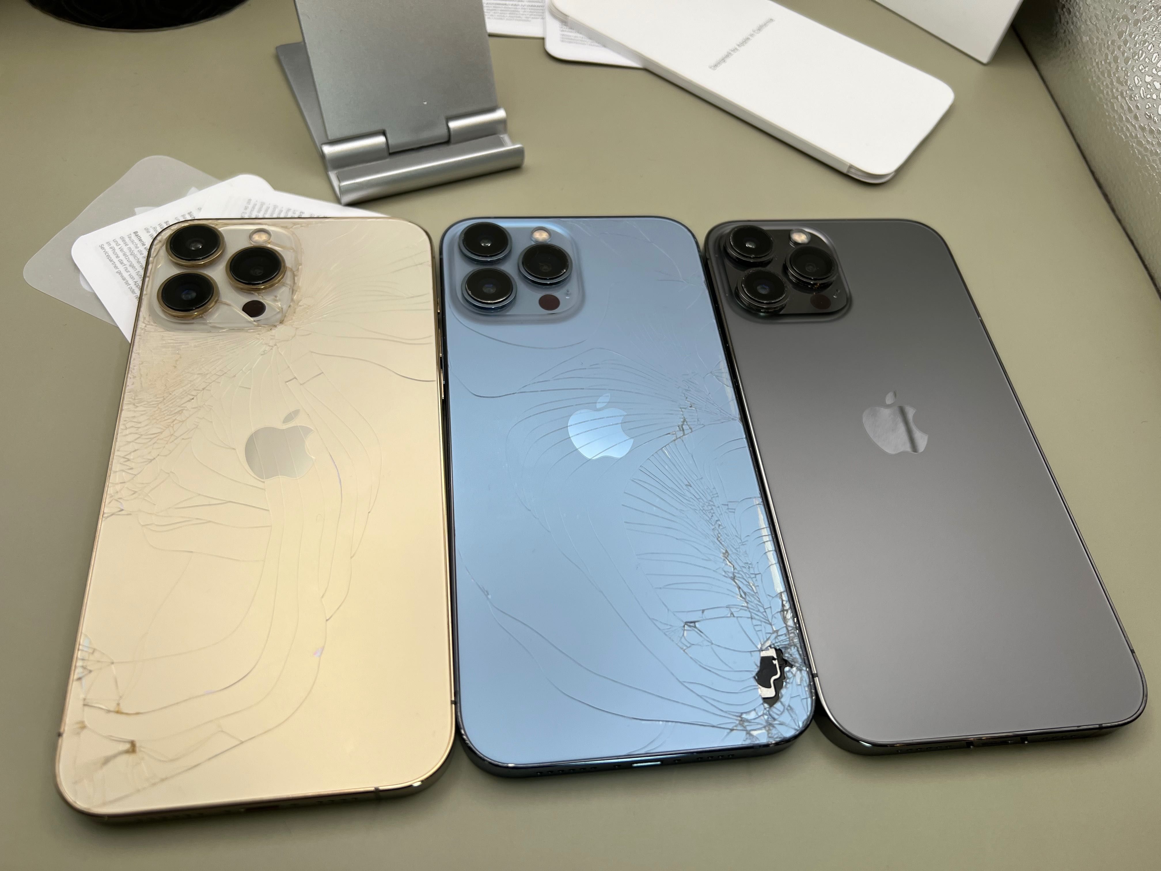 iPhone 13 Pro MAX, iCloud locked, 3бр, 85-90% батерия, НА ЧАСТИ!