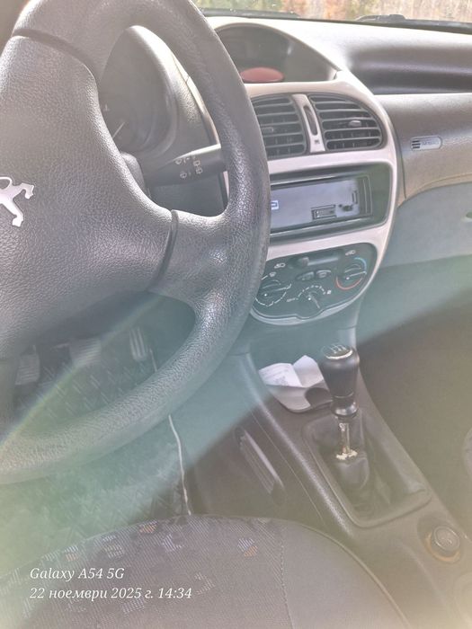 Пежо 206, 99г., 1.9 чист дизел, 90 коня. Напълно обслужено!