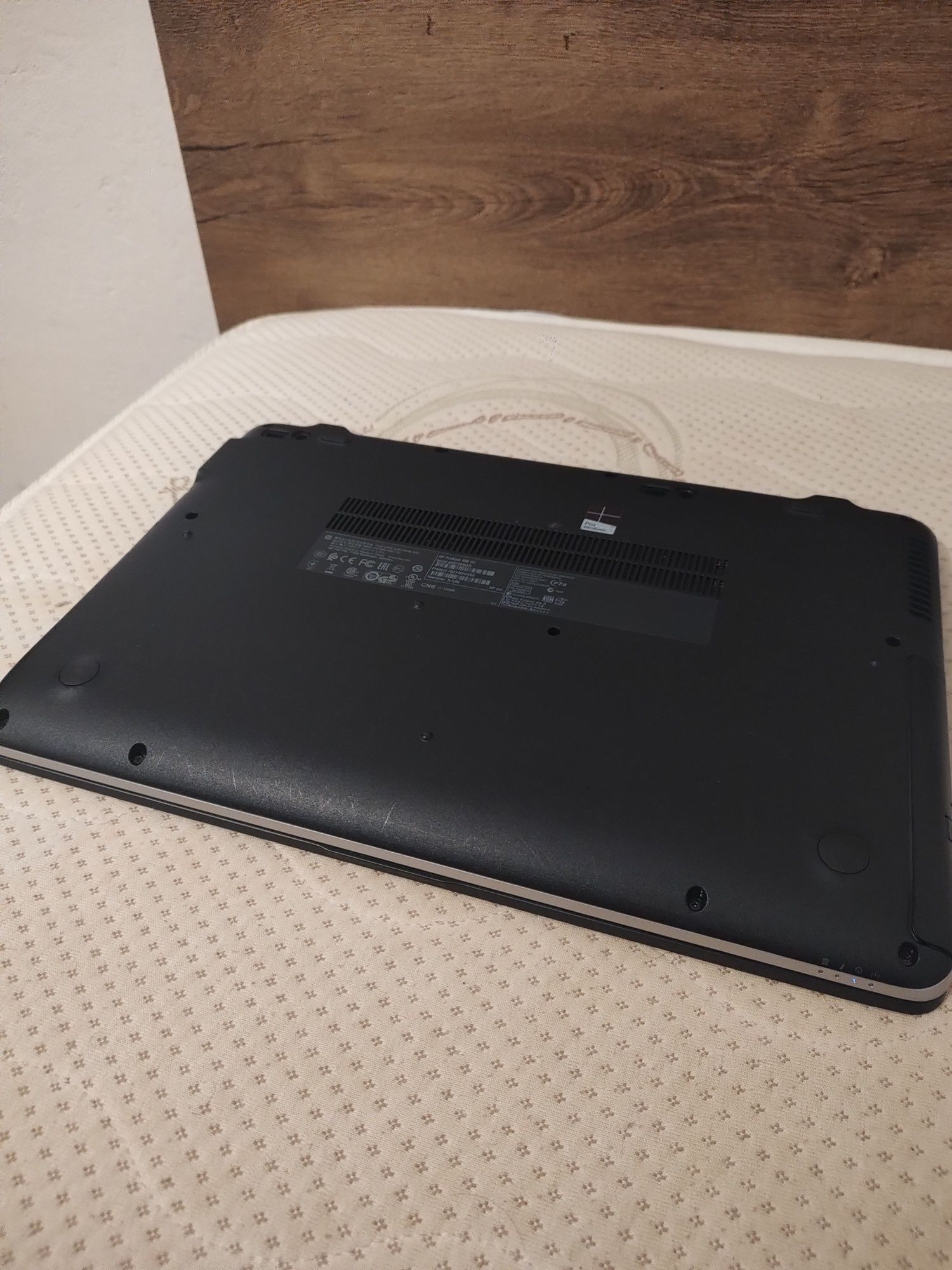 Лаптоп HP ProBook 650 G2/i3-6100u/8гб рам/120гб SSD/Windows 10 Pro