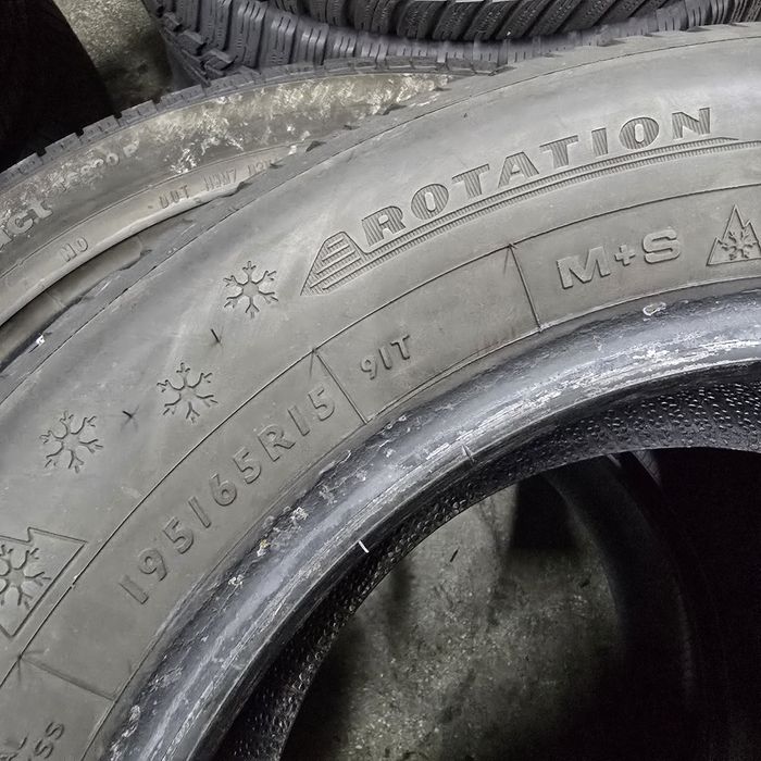 2x 195/65/15 M+S DUNLOP Stare excelentă