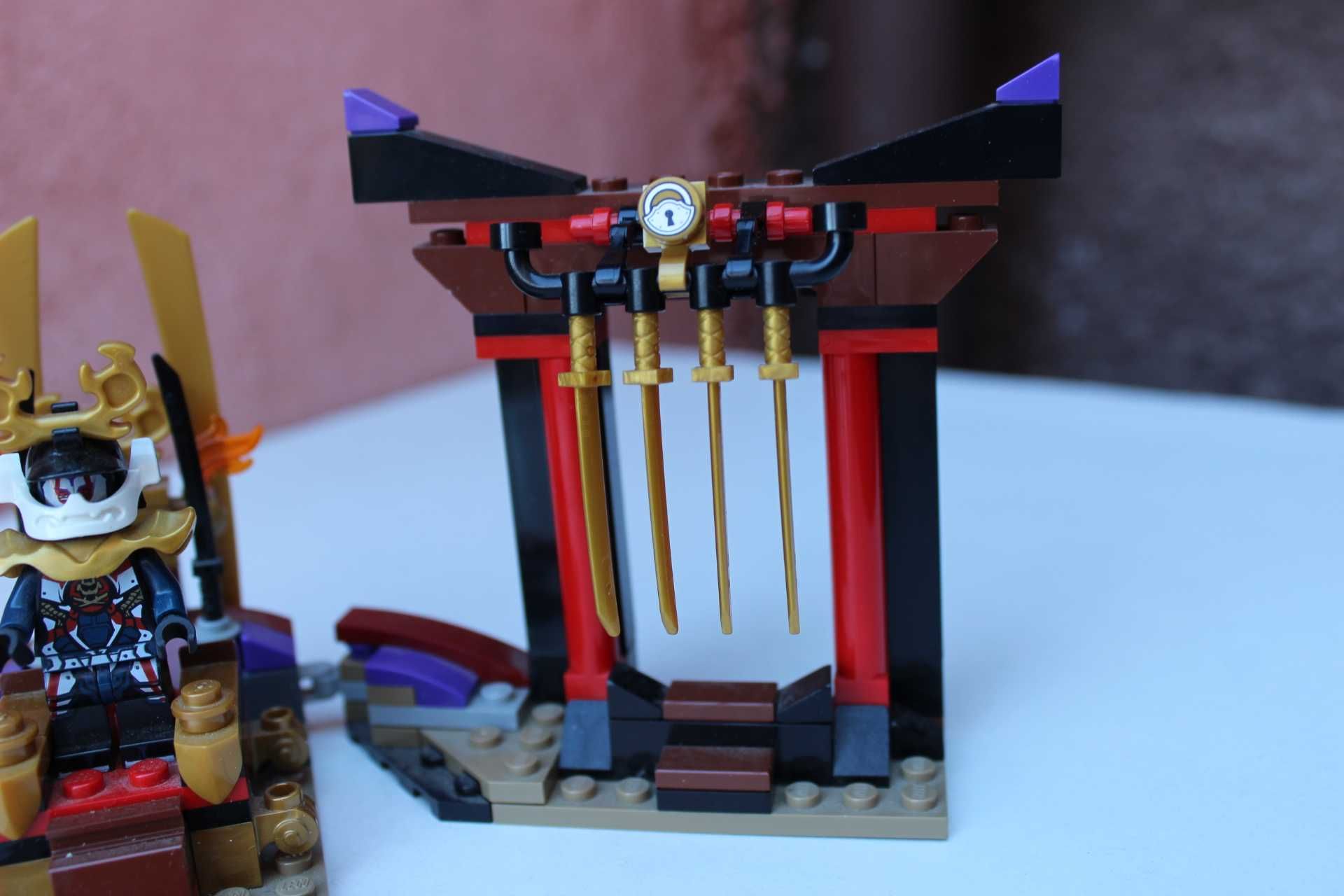 LEGO Ninjago Confruntarea din sala tronului 70651