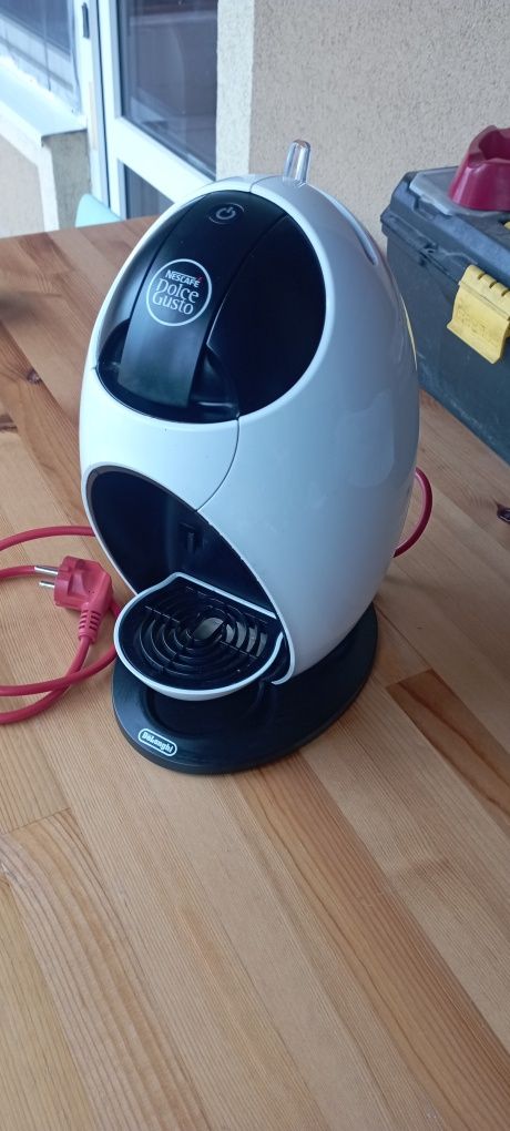 Кафемашина Nescafe Dolce Gusto Delonghi за части