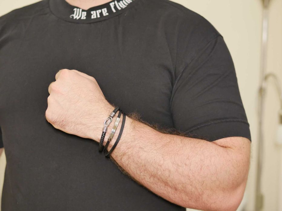 Мъжки бутикови гривни – стил, класа и характер